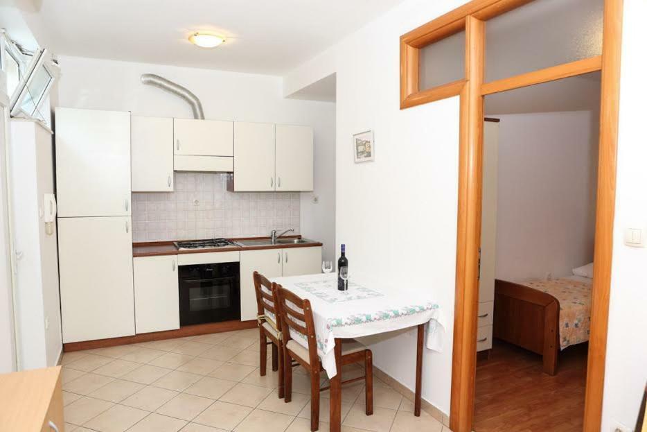 Apartmani Apollo Split Eksteriør bilde